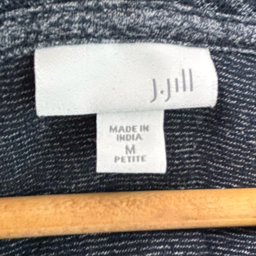 J Jill striped top size Medium Petite - Picture 4 of 6